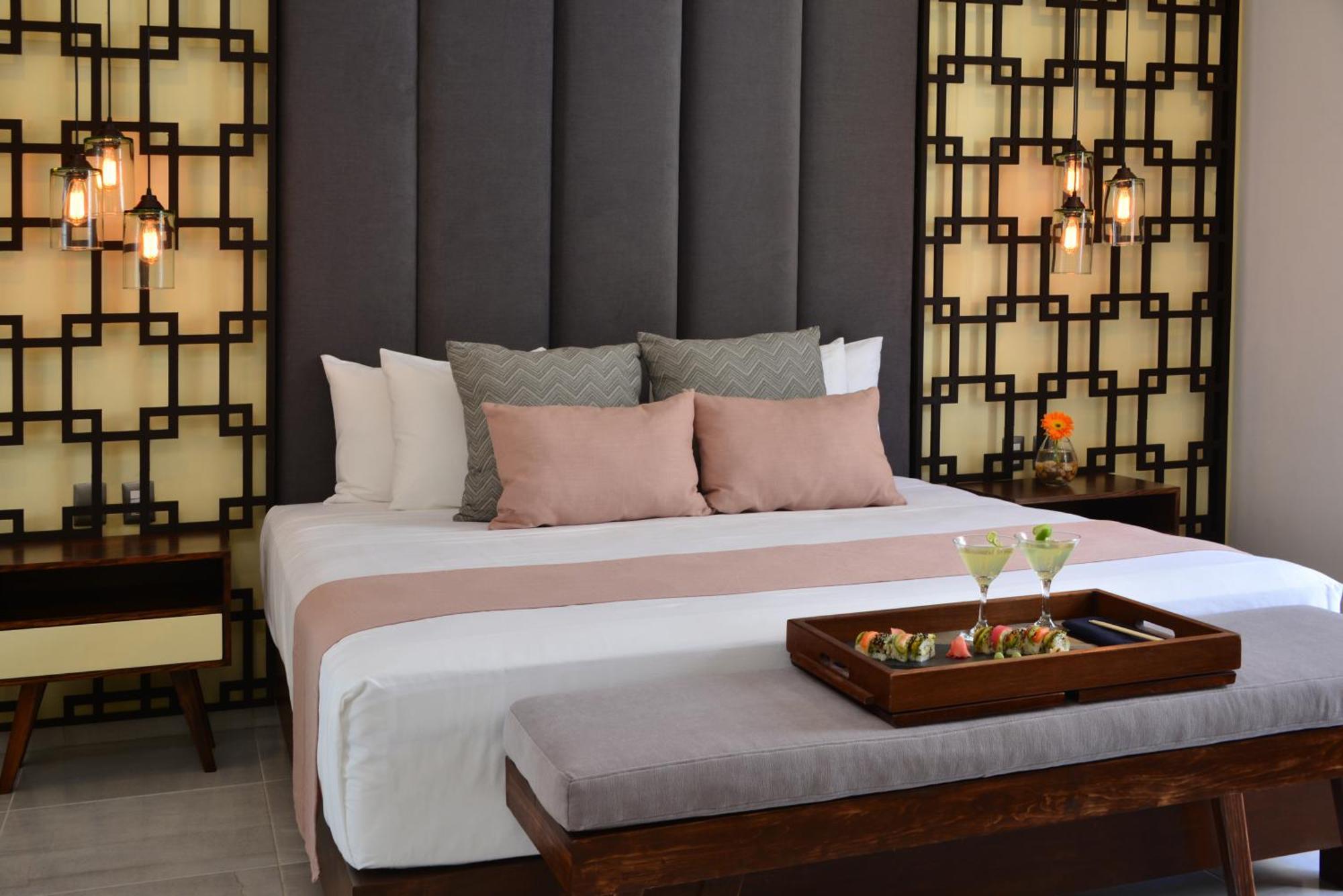 Grand Deluxe Room with Balcony,1214911474:JPEG
