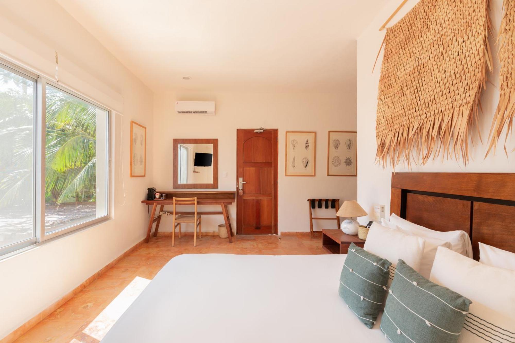 Garden View Room