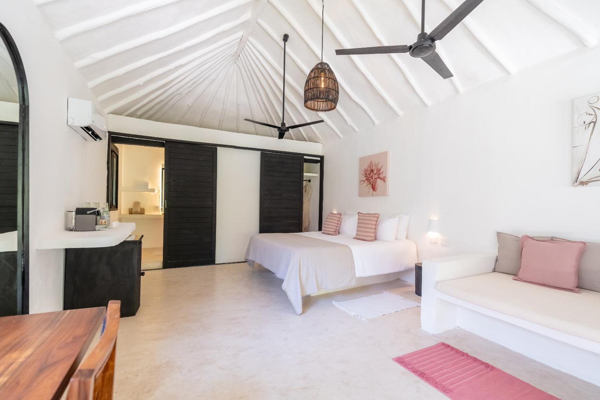 Suite with Garden View