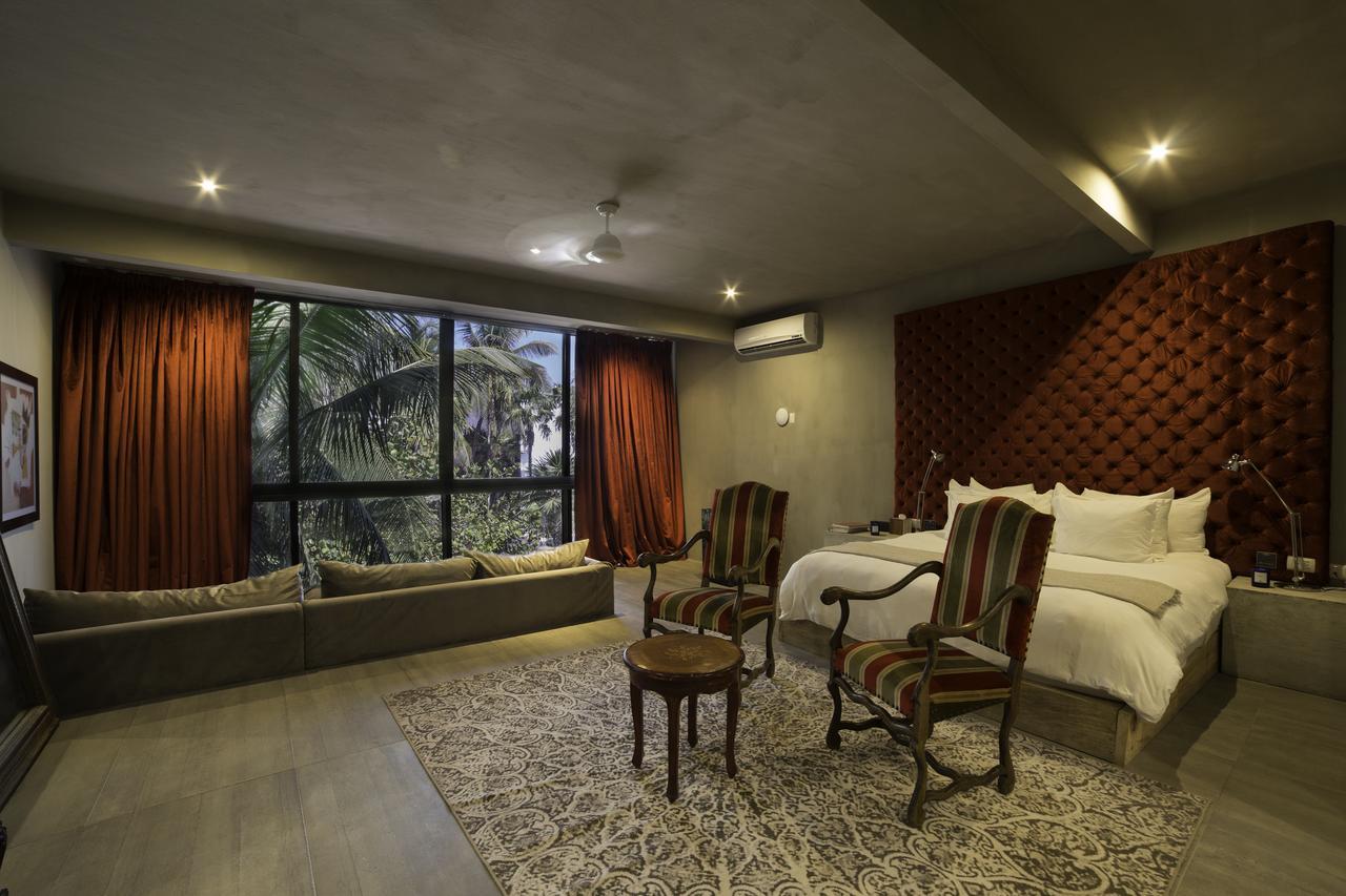 Junior Suite with Garden View